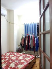 Chung cư 60m chính chủ, 2 phòng ngủ, 1pk, 1 vệ sinh, 1bếp, đủ đồ, điện rẻ, giá 7.tr - địa chỉ: ngõ 376 bưởi, phường vĩnh phúc, quận ba đình, hà nội