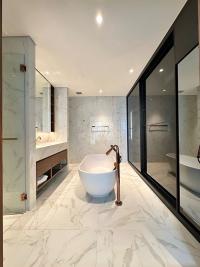 Vinhomes bason - 2 phòng ngủ 2 vệ sinh - 90m2 - quận 1