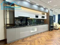 Cho thuê 2 tầng trong toà nhà 6 tầng phố ngô gia tự. giá 8 triệu/th - đường ngô gia tự, phường thượng thanh, quận long biên, hà nội