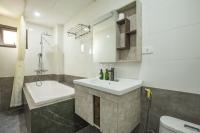 Cho thuê căn hộ 3 ngủ đầy đủ đồ, ngõ oto yên tĩnh, quảng an, tây hồ. - quận tây hồ