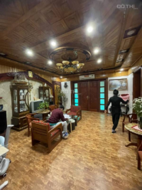 Cho thuê biệt thự 360m2 ở đặng thai mai full đồ ở làm văn phòng, oto để sân - cầu giấy - hà nội