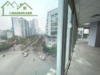 Cho thuê tòa văn phòng vip 11 tầng mp trần thái tông.diện tích 315m2. lô góc. giá 800tr/th - đường trần thái tông, phường dịch vọng hậu, quận cầu giấy, hà nội