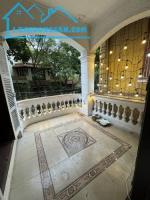 Nhượng lại store cho thuê váy thiết kế dự tiệc cao cấp - phố quảng khánh, phường quảng an, quận tây hồ, hà nội