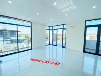 (giá 23 triệu/tháng) cho thuê căn góc nhà phố 1 trệt 3 lầu, diện tích 187m2, 5 pn, 6 wc, có thang máy - d29 muồng tím, cát lái, quận 2