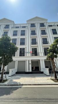 Cho thuê nhiều văn phòng 50m2 100m2, 250m2, 235m2, 500m2 vinhomes grand park 0933.777.844 - địa chỉ: nguyễn xiển, phường phước bình, quận 9, hồ chí minh