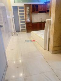 Phòng tầng trệt 4.9tr/th toilet full nội thất, toilet trong phòng tại 358/5/9 cmặt tiền8, quận 3 - địa chỉ: 358/7a cách mạng tháng tám, phường 10, quận 3, hồ chí minh