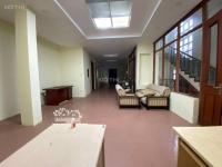 Cho thuê nhà và đất ở giang văn minh 270m2 x 3,5 tầng ở làm văn phòng, kho, trung tâm tiếng - cầu giấy - hà nội