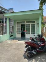 Nhà nguyên căn, có sân vườn, tổng diện tích 300m2, 3 phòng ngủ, 1vs, 2tr7 tại củ chi - địa chỉ: ba sa, xã phước thạnh, huyện củ chi, hồ chí minh