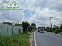 Cho thuê kho xưởng mặt tiền xe container ,500m2, xã đức hòa, long an, giá 15 triệu /tháng - đường tỉnh lộ 824, xã đức hoà thượng, huyện đức hòa, long an