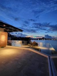 Cho thuê nhà view hồ tây siêu đỉnh, 40m2 x 6 tầng, mặt tiền 10m - nguyễn đình thi, phường thụy khuê, quận tây hồ, hà nội